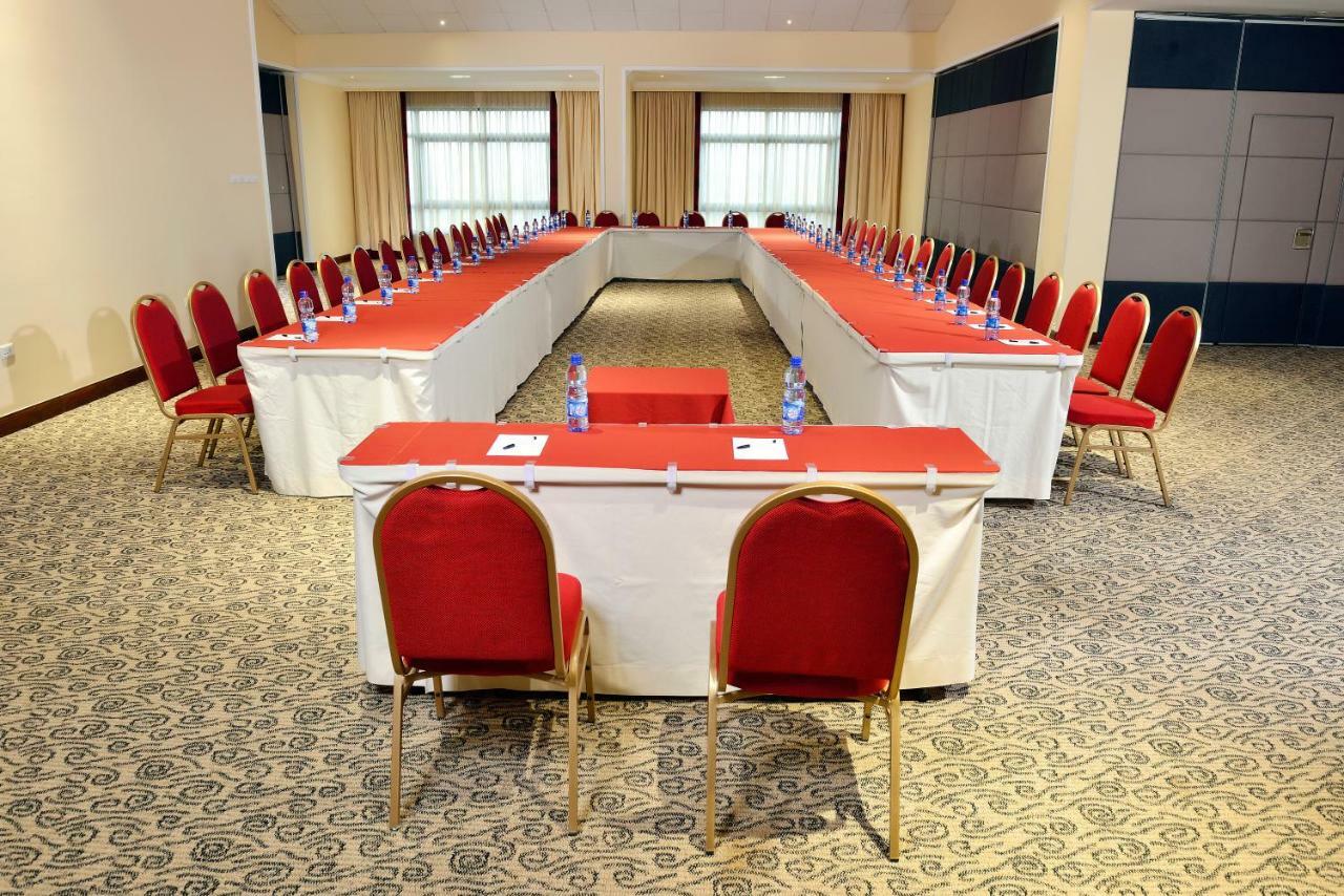 The Hub Hotel Αντίς Αμπέμπα Εξωτερικό φωτογραφία