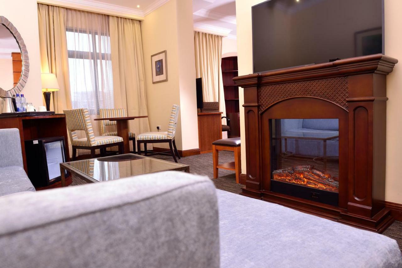 The Hub Hotel Αντίς Αμπέμπα Εξωτερικό φωτογραφία